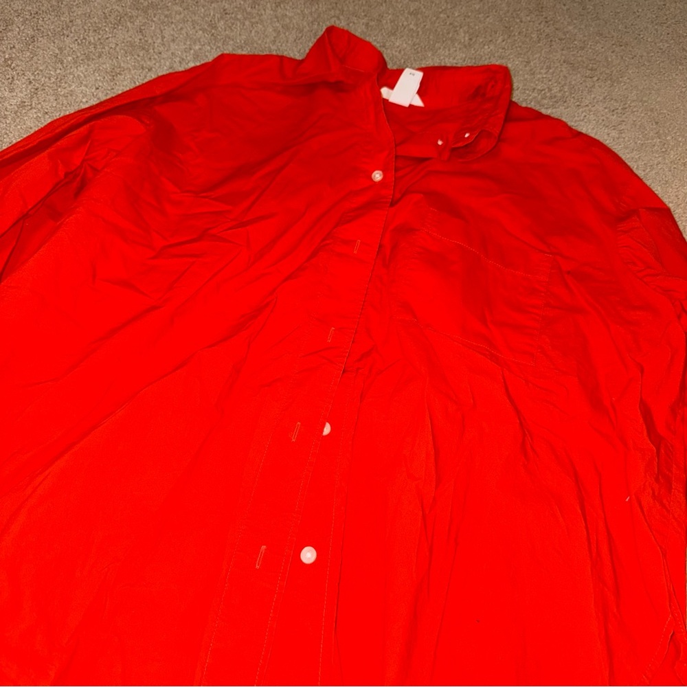 H&M Top - Picture 2 of 3